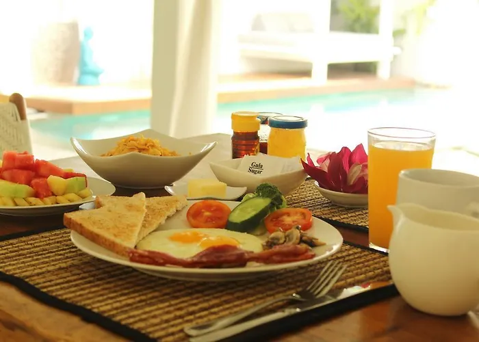 Kobe Beachside Berawa Location Villa *
